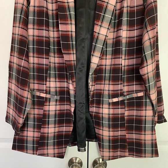 Torrid Plaid Blazer Vintage inspired, Punk, Grunge, Y2K, And trendy 3X NWT - Picture 10 of 13